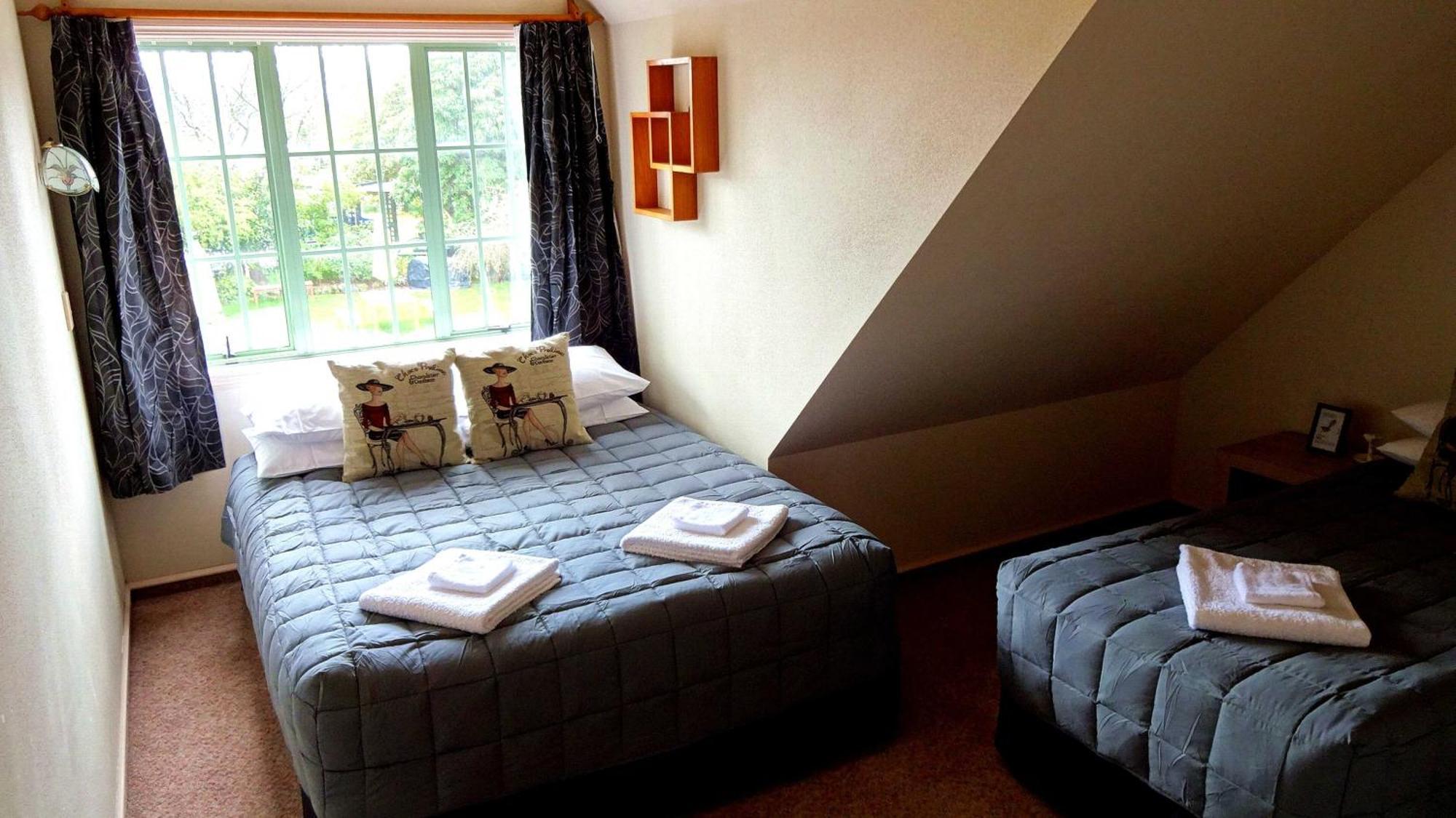 Rotorua Coachman Spa Motel Oda fotoğraf